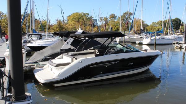 Sea Ray 250 SLX 