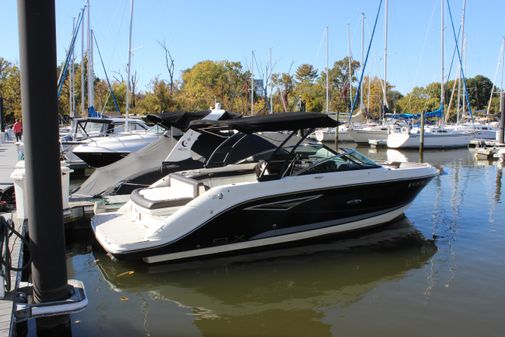 Sea Ray 250 SLX image