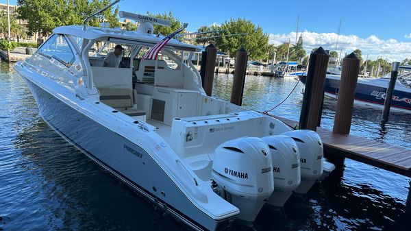 Pursuit 365 DC SeaKeeper
