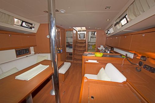 Beneteau Oceanis 41 image