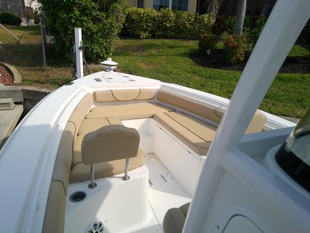 Sea Hunt Gamefish 27 image