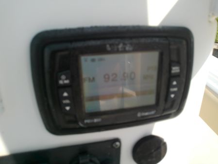 Sea Hunt Gamefish 27 image