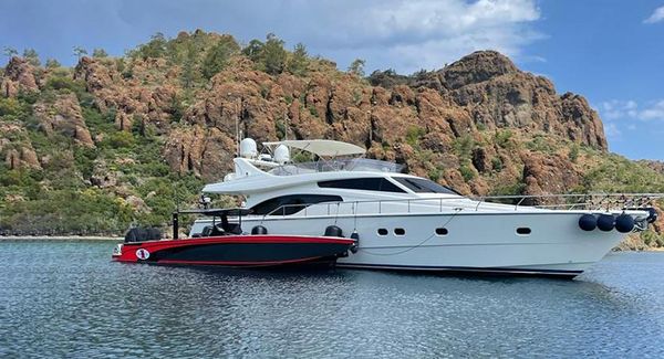 Ferretti Yachts 681 image