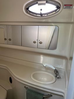 Sea Ray 320 Sundancer image