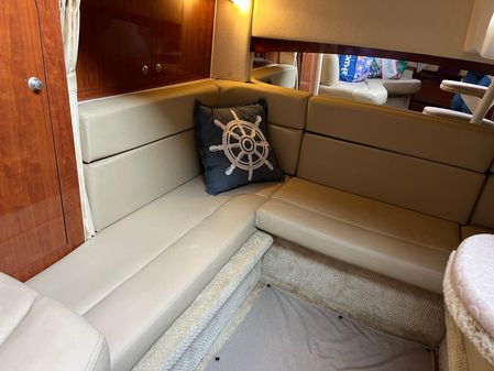 Sea Ray 320 Sundancer image