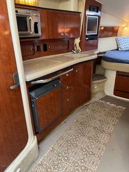 Sea Ray 320 Sundancer image