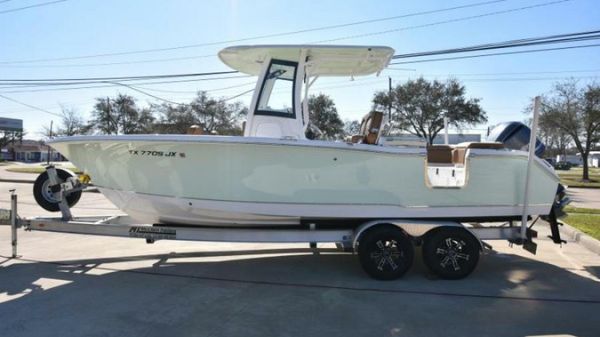 Sea Hunt 255 Ultra