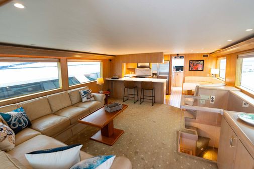 Hatteras 65 Sport Deck Motor Yacht image