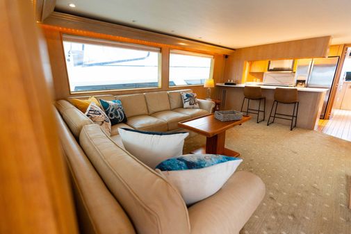 Hatteras 65 Sport Deck Motor Yacht image