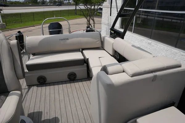 Harris Solstice 230 image