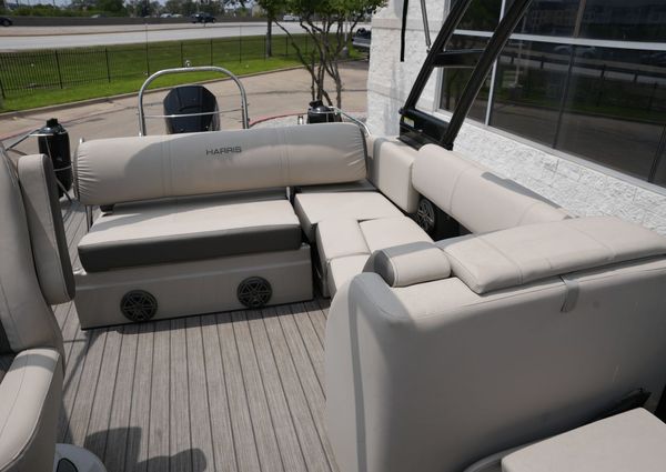 Harris 230 Solstice image