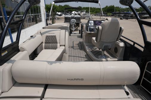 Harris 230 Solstice image