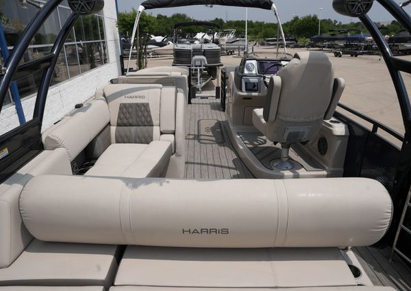 Harris 230 Solstice image