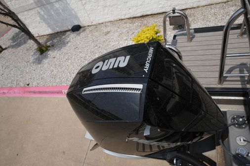 Harris 230 Solstice image