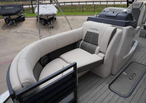 Harris 230 Solstice image