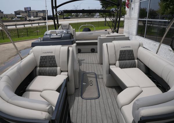 Harris 230 Solstice image