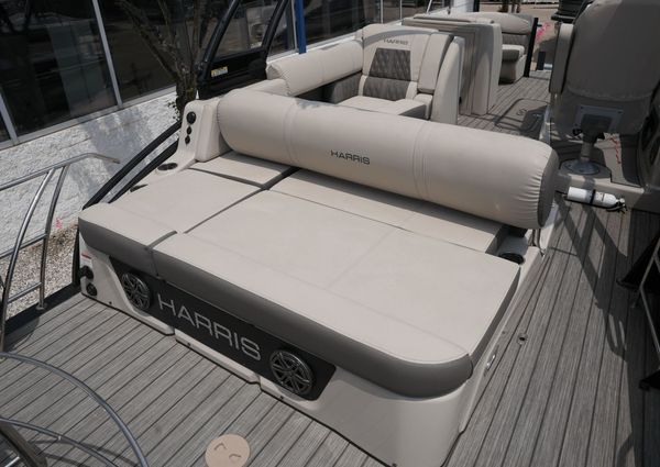 Harris 230 Solstice image