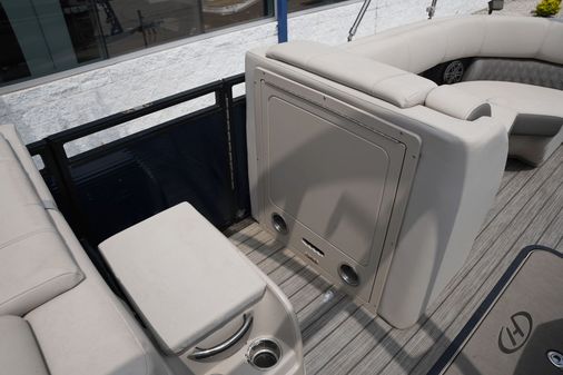 Harris 230 Solstice image