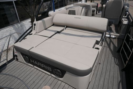 Harris 230 Solstice image