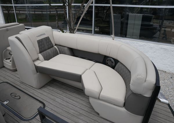 Harris 230 Solstice image