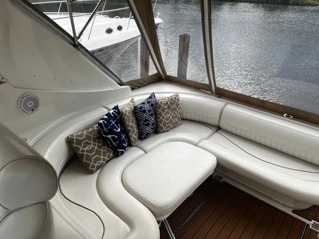 Cruisers Yachts 3870 image