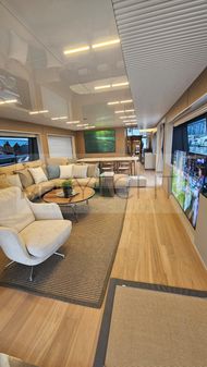 Ferretti Yachts 920 image