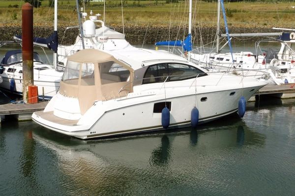 Jeanneau Prestige 38S - main image