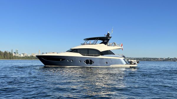 Monte Carlo Yachts MCY 70 