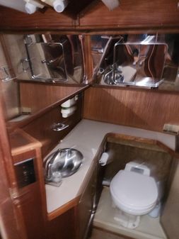 Sea Ray 360 Aft Cabin image