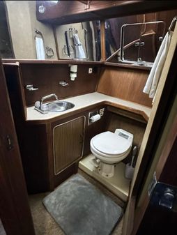 Sea Ray 360 Aft Cabin image