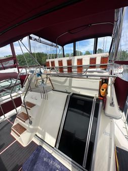 Sea Ray 360 Aft Cabin image