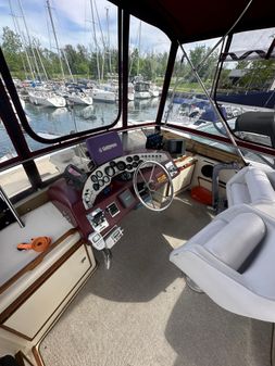 Sea Ray 360 Aft Cabin image