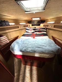 Sea Ray 360 Aft Cabin image