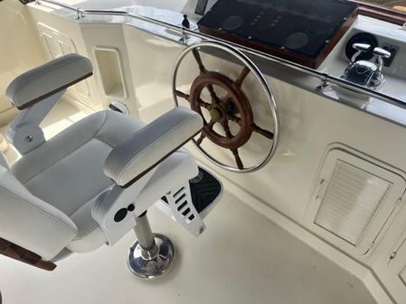 Marine Trader Med Yacht Cockpit Pilothouse image