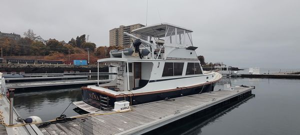 Duffy Wilbur 42 Flybridge Cruiser image