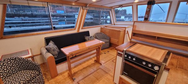 Duffy Wilbur 42 Flybridge Cruiser image