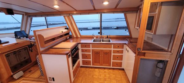 Duffy Wilbur 42 Flybridge Cruiser image