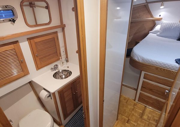 Duffy Wilbur 42 Flybridge Cruiser image