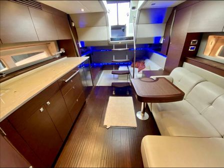 Sea Ray 450 Sundancer image