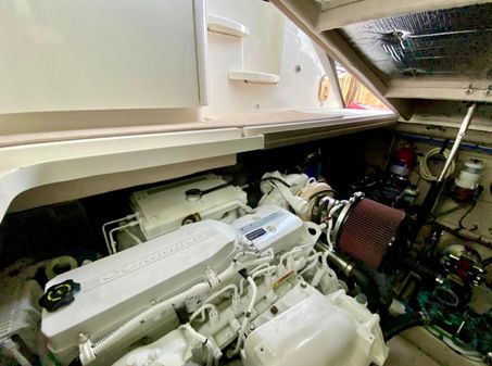 Sea Ray 450 Sundancer image