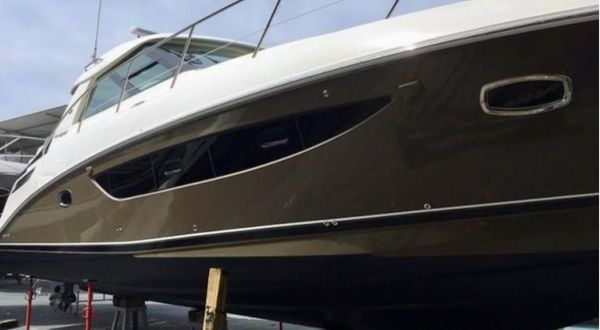 Sea Ray 450 Sundancer image