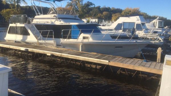 Bluewater 42 Coastal Cruiser