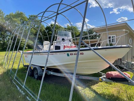 Boston Whaler Outrage 20 image