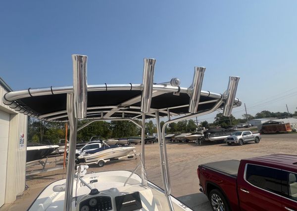 Boston-whaler 210-MONTAUK image