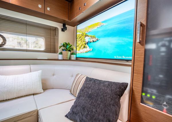 Sea Ray 580 Sundancer image