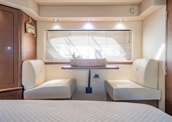 Sea Ray 580 Sundancer image