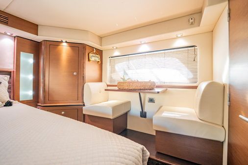 Sea Ray 580 Sundancer image