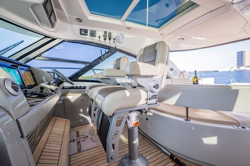 Sea Ray 580 Sundancer image