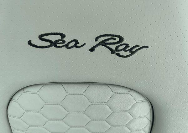 Sea Ray Sundancer 320 OB image