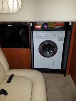 Sea Ray 460 Sundancer image